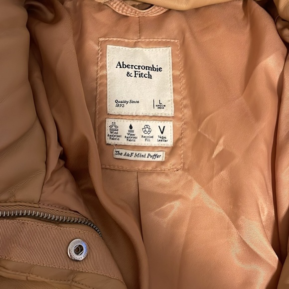 Abercrombie mini puffer - vegan leather in size large - Picture 2 of 3